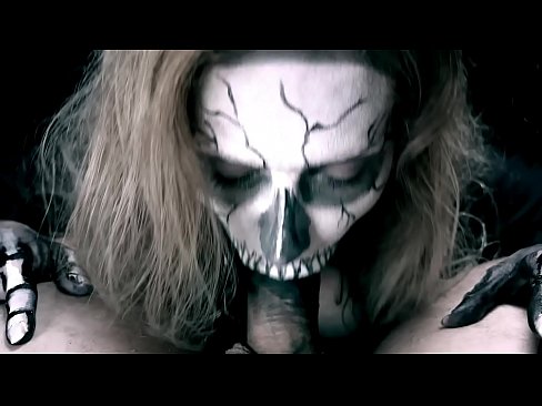 ❤️ Demoniczna dziewczyna ssąca kutasa swoimi czarnymi ustami i połykająca spermę. ❤️❌ Hard porn at pl.xxxifuck.ru ️❤